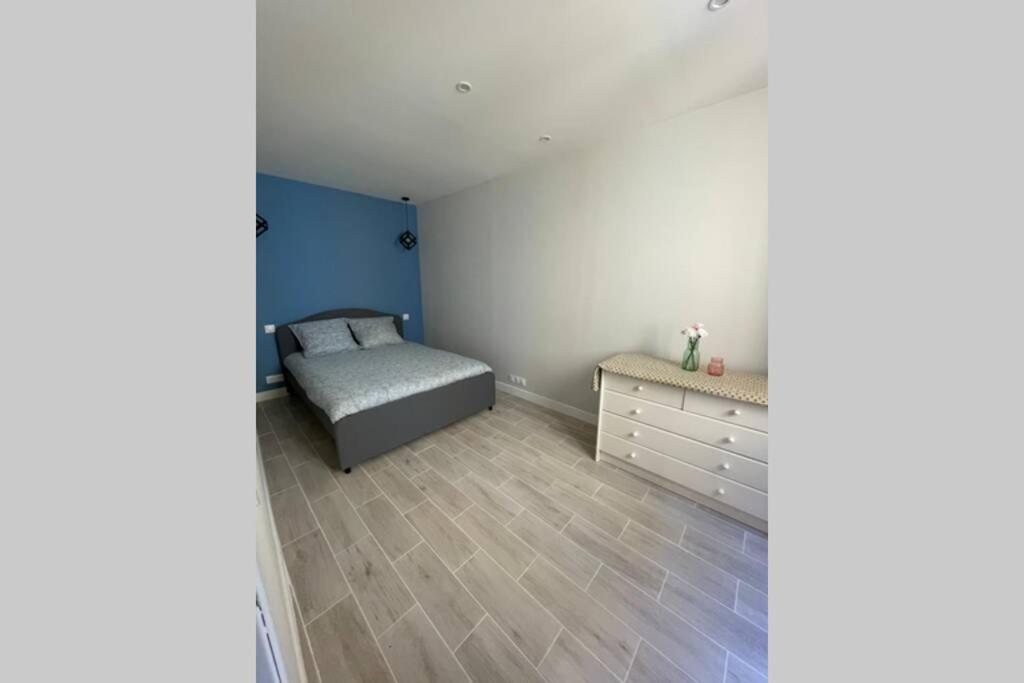 appartements très spacieux et totalement rénovée Guillaumes Exterior foto